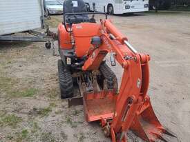 Kubota K008-3 - picture0' - Click to enlarge