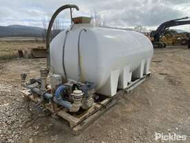 Skid Mount Water Tank, 10,000 Litre Water Tank, Rear Sprayers and Dribble Bar - picture0' - Click to enlarge