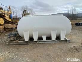 Skid Mount Water Tank, 10,000 Litre Water Tank, Rear Sprayers and Dribble Bar - picture1' - Click to enlarge