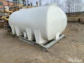 Skid Mount Water Tank, 10,000 Litre Water Tank, Rear Sprayers and Dribble Bar - picture2' - Click to enlarge