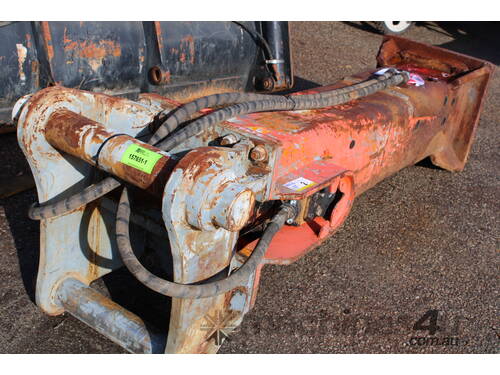 RAMMER E68 HYDRAULIC HAMMER