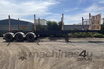 1981 Custom Built 12m Tri/A Log Trailer 1981 Custom Built 12m Tri/A Log Trailer