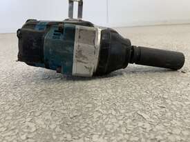 Makita Circular Saw and Impact Driver - picture0' - Click to enlarge