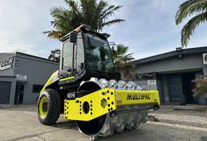 NEW Multipac 107H 7.5T Single Drum roller with Sheel Kit