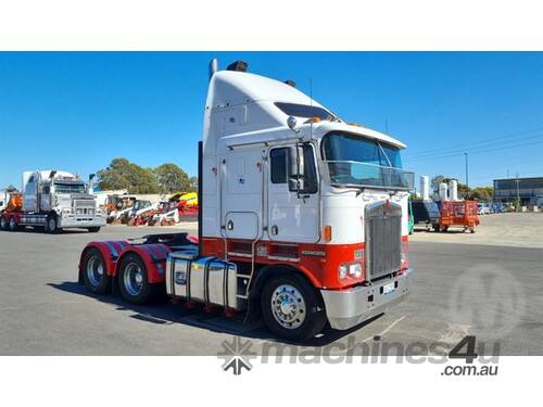 Kenworth K104