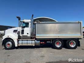 2013 Mack Trident Tipper - picture2' - Click to enlarge