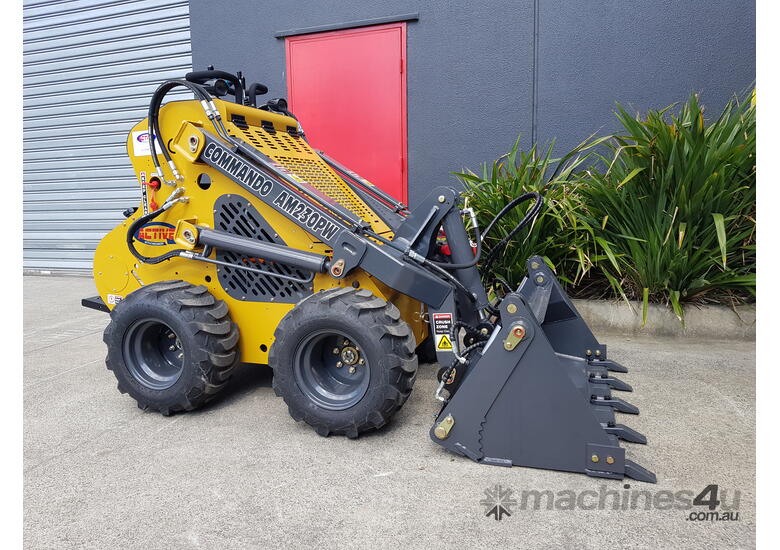 Commando AM230PW Mini Skid Steer Loader | 23HP Honda GX690 Engine | Optional Joystick Controls