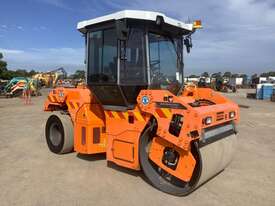 2017 Dynapac CC2200C Roller (Combination) - picture0' - Click to enlarge