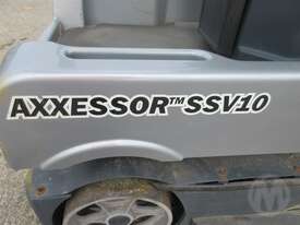 JLG Axxessor - picture0' - Click to enlarge