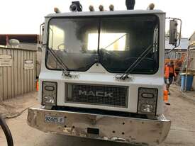 1982 Mack MCR Hook Bin Truck - picture0' - Click to enlarge