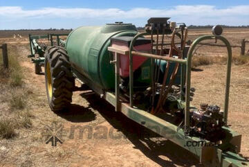 (7468) Gold Acres Ground Glider Boom Spray (Carisbrook, VIC)