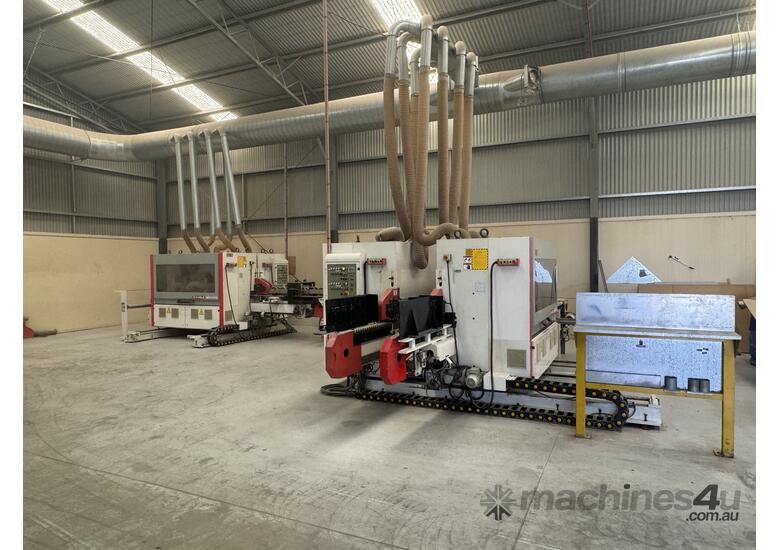 caption V-Hold High-Speed DET Package | MX 4200 + MX 470 + SSJ700 Conveyors | Precision & Efficiency