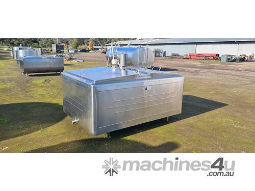 caption 1850lt STAINLESS STEEL TANK, MILK VAT