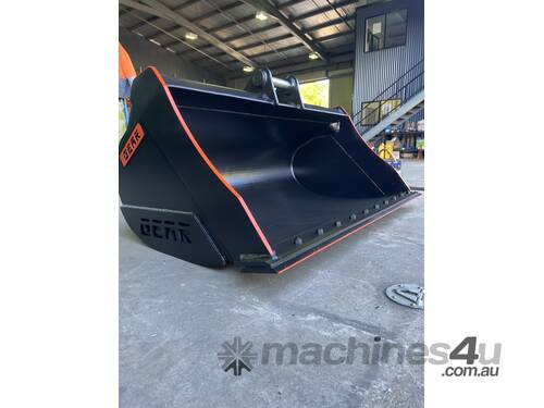 AUSTRALIAN MADE GEAR 1.8M TAPERED Mud Bucket 13.5-14T Excavator