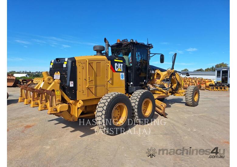 caption CAT 140M3 Motor Graders