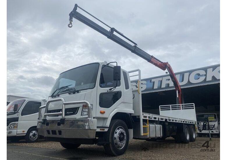 caption 2014 Fuso Fighter White Crane Truck 6x2