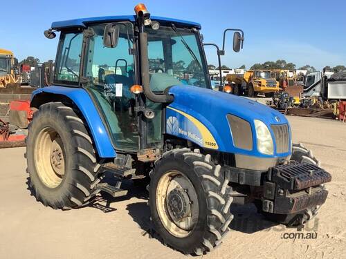 New Holland T5050 Tractor