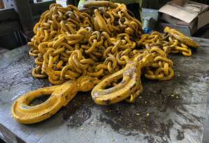   LOT #34 Lifting chains