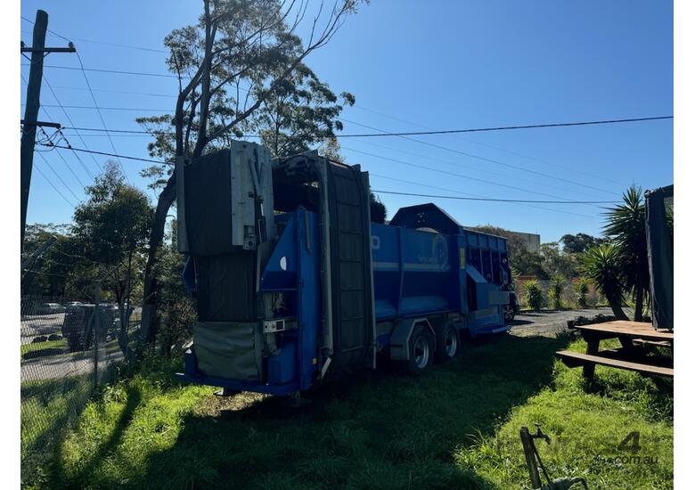caption Terra Select T60 Trommel Screen