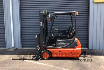 Linde 1.6T Electric Forklift - Excellent indoor manoeuvrability!