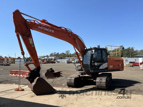 2019 Hitachi ZX200-5B Hydraulic Excavator + Buckets!