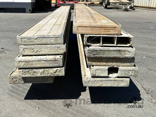 Quantity of 4m Aluminium Scaffolding Planks