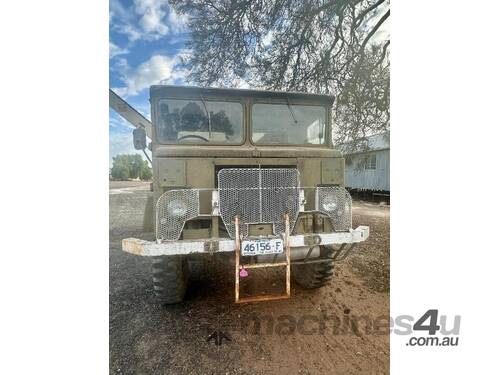 caption International Army Truck 1968 with Heaslip Grouper Bin