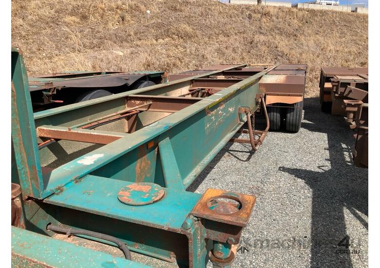 caption 1990 Howard Porter Tri Axle Drop Deck Skel Trailer
