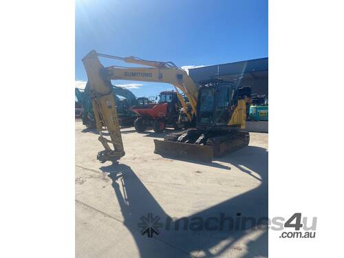 caption 2017 Sumitomo SH145