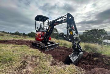 Mini Excavator 1.8 T RHINOCEROS XN18 Package Deal, 3 Cyl Japanese Engine