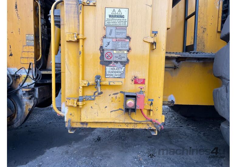 caption Le Tourneau LL1850 Articulated Front End Loader