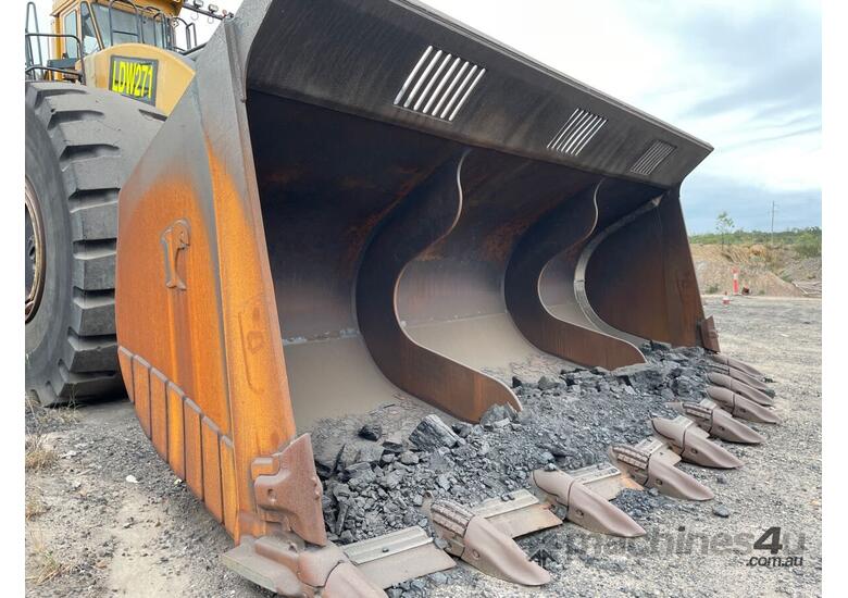 caption Le Tourneau LL1850 Articulated Front End Loader
