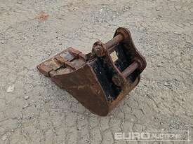 320mm Bucket to suit 3T Excavator  - picture1' - Click to enlarge