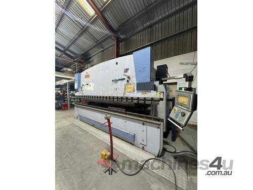 caption Yawei Synchro Press Brake