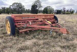 Massey Ferguson MF56 Combine 24 row