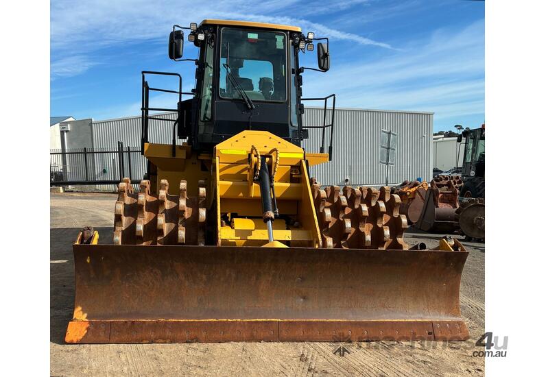 2019 Caterpillar 815 K Compactor