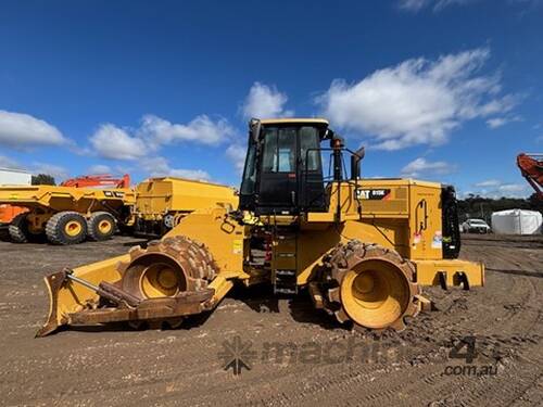 2019 Caterpillar 815 K Compactor