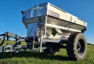 Hansa   T10 Trailing Spreader