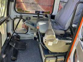 Daewoo SL250LC Excavator (Steel Tracked) - picture2' - Click to enlarge