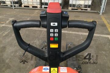 2021 Toyota LHE150 Electric Pallet Jack 2021 Toyota LHE150 Electric Pallet Jack