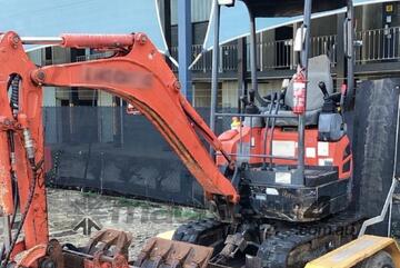 Kubota U17 Mini Excavator & Trailer Package