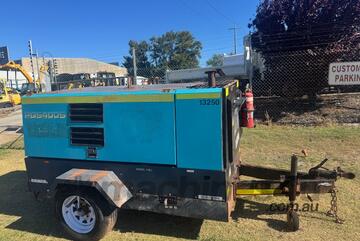 Compressor Diesel Airman PDS400S 2011 6609hrs