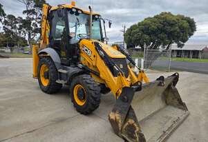 2015 JCB 3CX ELITE 4WD BACKHOE LOADER