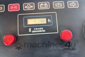 2014 Active Machinery Loader (Wheeled)