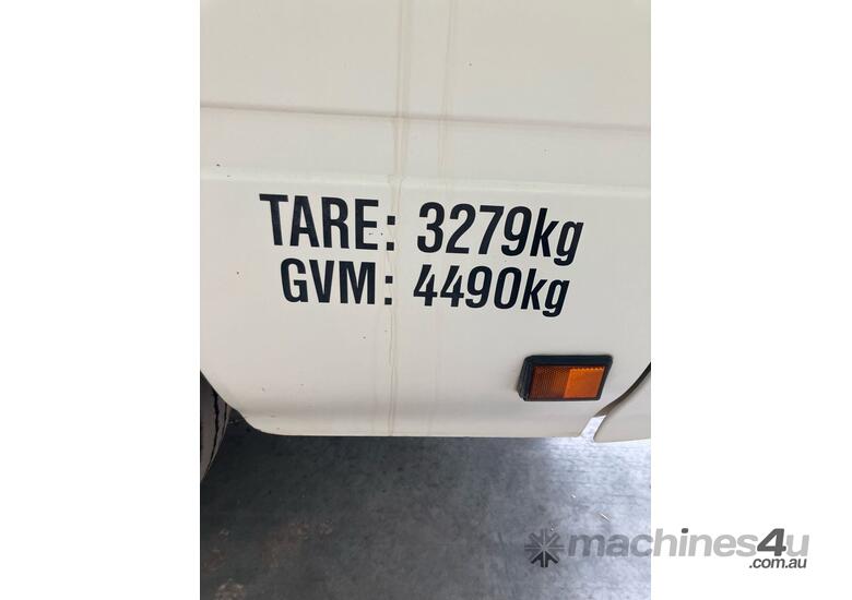 2000 Toyota Coaster Bus