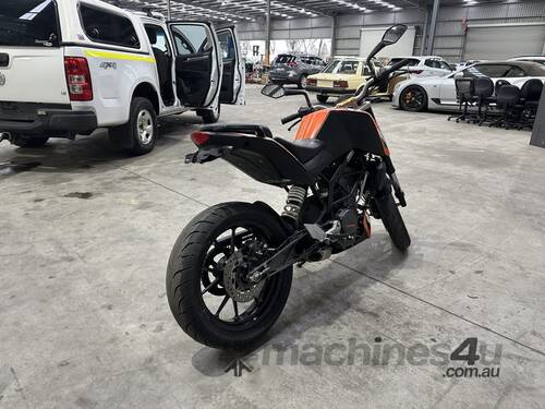 2013 KTM Duke 200 Motorcycle (WOVR - Inspected)