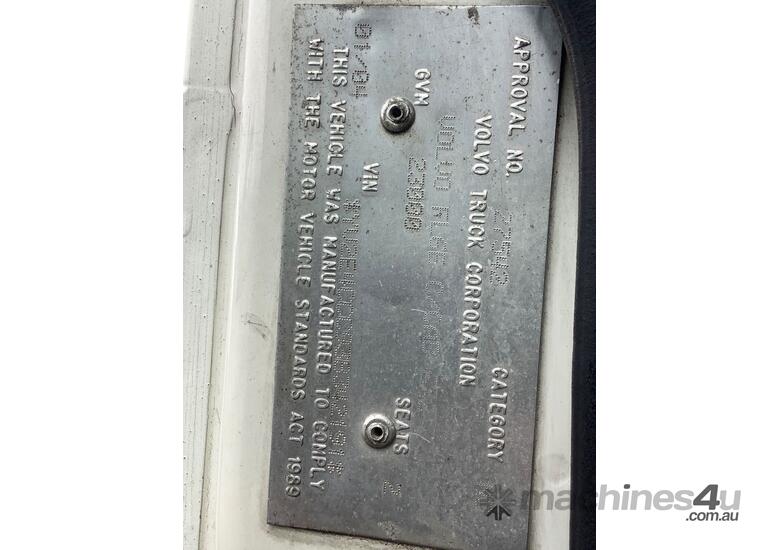 2004 Volvo FL 250 Table Top