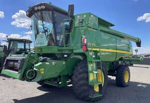 2009 John Deere 9670 STS Combines