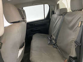 2016 Toyota Hilux Cab Chassis Dual Cab - picture0' - Click to enlarge