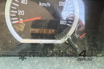 Isuzu 2014   NPR 300 Tipper